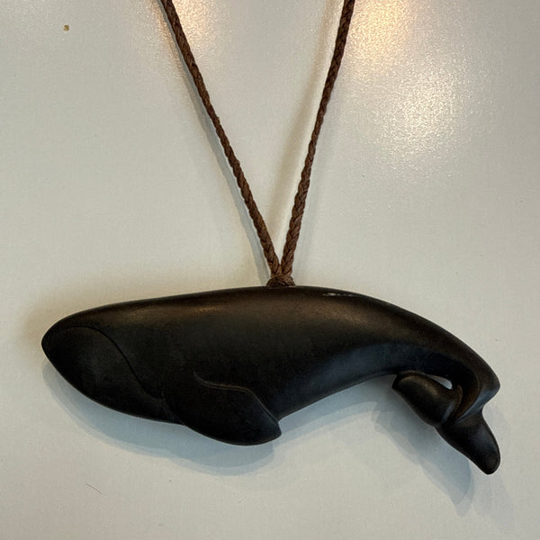 Tōhora Argillite Carved Necklace